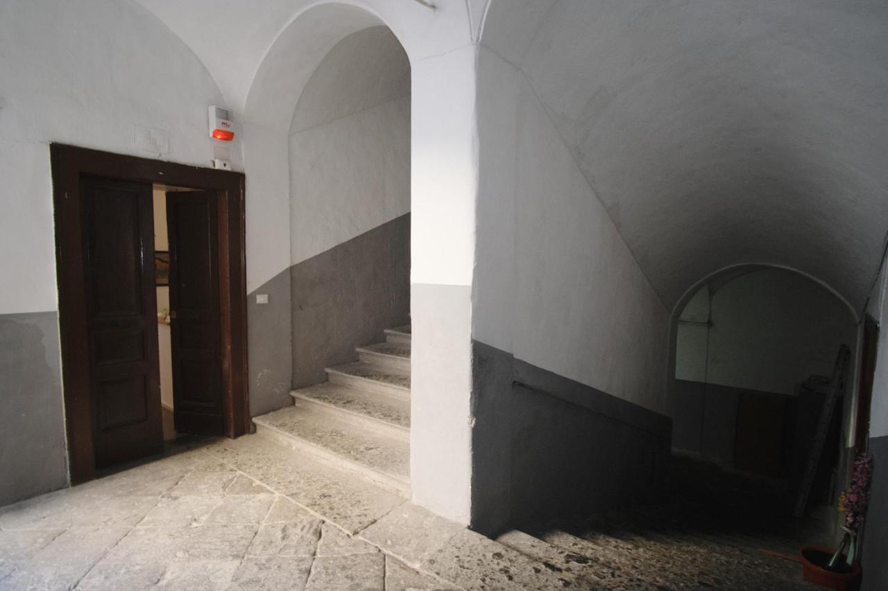 נאפולי Vico Rooms מראה חיצוני תמונה